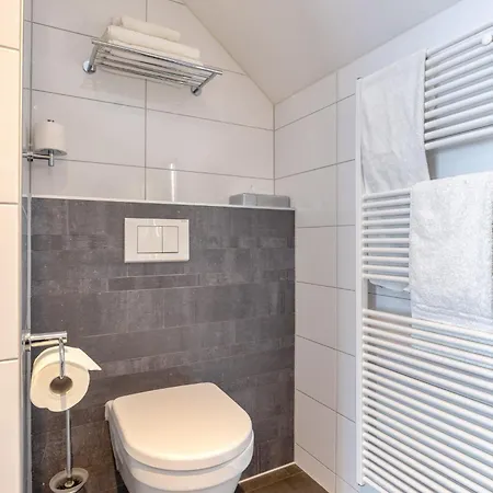 Hotel Leeuwen 3*